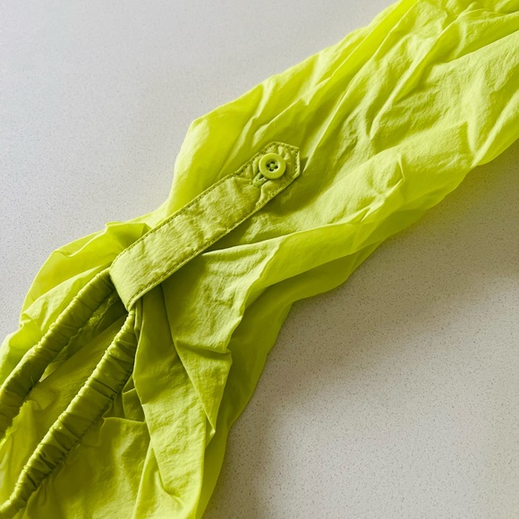 Blue Dog Pocketable Nylon Jacket - Picture 6 of 8